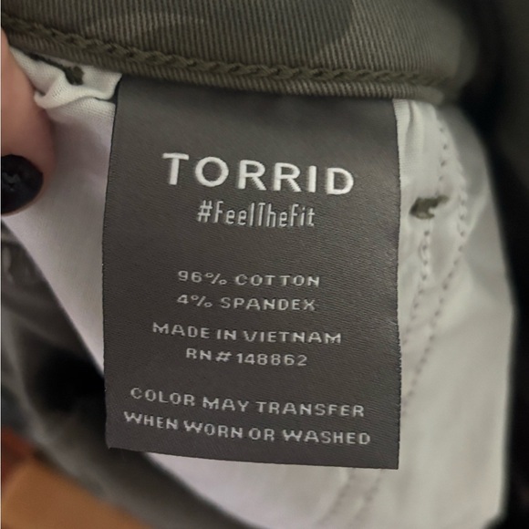 Torrid Weekend Boyfriend Stretch Twill Mid Rise Pant - Camo Cadet - Picture 6 of 12